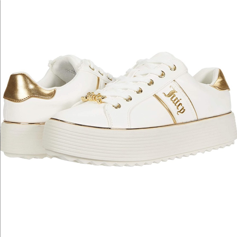 Super Cute Woman’s white Juicy Couture sneakers sz 9 Platform